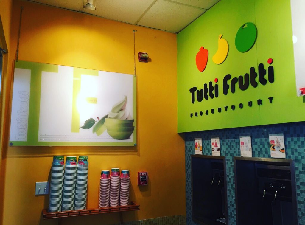 關島話題優格冰淇淋「Tutti Frutti」
